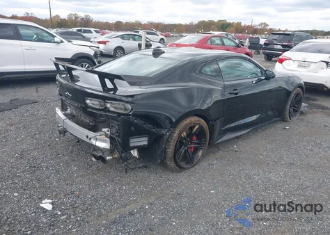 2021 Chevrolet Camaro Rwd Zl1 from USA, damaged, VIN 1G1FJ1R65M0104048